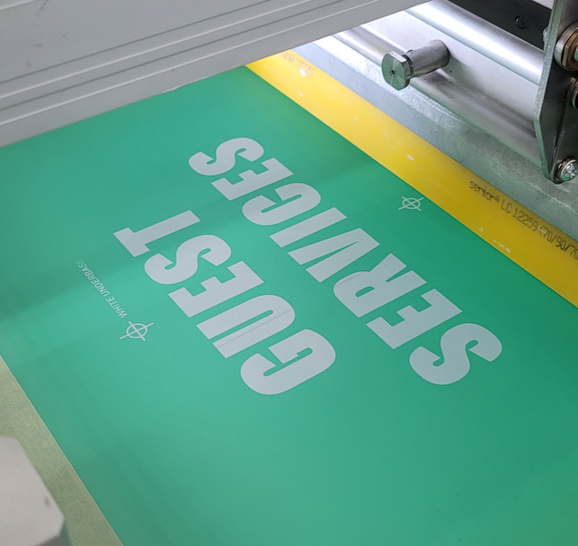 What is the difference between screenprint and DTG printing?